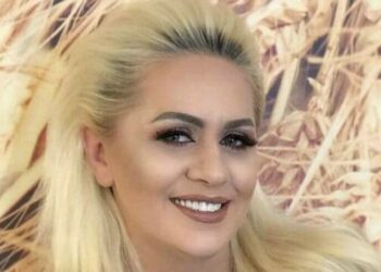 Gilin asnjëherë nuk e kemi parë veshur kaq me stil