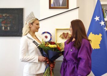 Miss Kosova: Në Miss Universe do të jem zë për ngritjen e imazhit të Kosovës