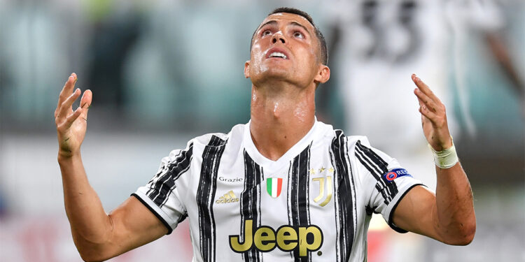 ​A do të luaj Ronaldo ndaj Barcelonës?