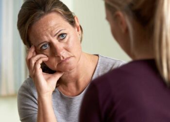 Këto pesë gjëra assesi mos ia thoni vjehrrës dhe vjehrrit