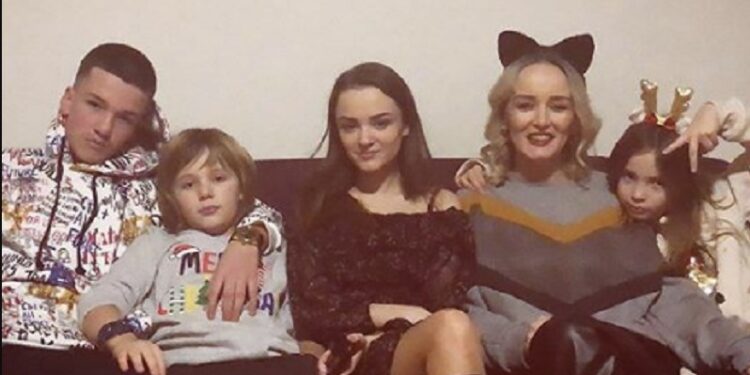 Sa para ia jep ish-burri për fëmijët, flet Adriana Matoshi