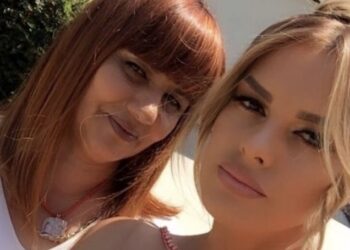 Ariana Fejzullahu del për kafe me vjehrrën, ju lënë ‘pa mend’ me pamjet