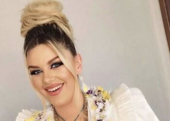 Në ditët e fundit të shtatzanisë, në këtë gjendje i ka Learta këmbët