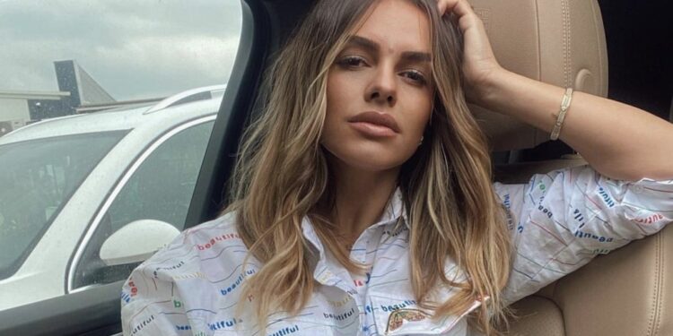 Reja e Sabri Fejzullahut në këtë kohë me minifundin ‘dy gisht’