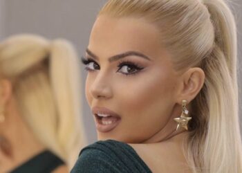 Marina Vjollca sapo doli nga frizerja, është bërë nusja më e bukur