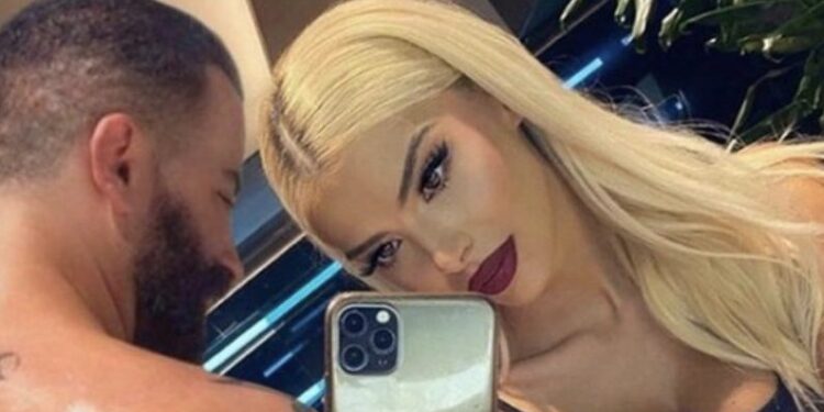 Befason Marina Vjollca, publikon pamje ‘intime’ me burrin