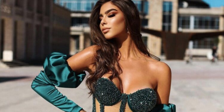 15 vjeçarja shqiptare që po bënë namin në Instagram