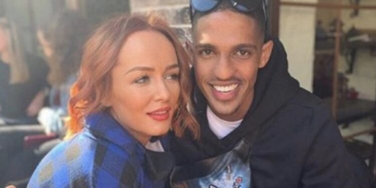 Sasa ndryshon stilin e flokëve, do ta ‘çmend’ të dashurin me look-un e ri