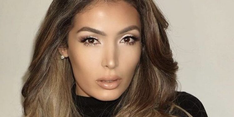 Nora Istrefi në lidhje dashurie me avokatin e njohur