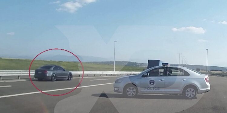 Shikojeni se si vozitë me 206km/h në autostradën “Ibrahim Rugova”