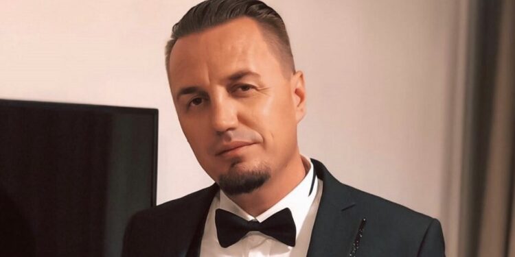 Njihuni me nënën dhe motrat e Bleros