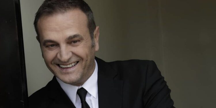 Gruaja e Sinanit si vajzë e re në këtë paraqitje