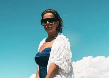 Big Mama publikon foto me këtë mashkull në pishinë