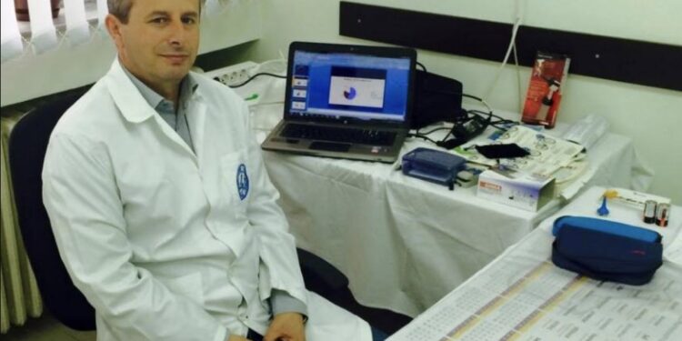 Vdes mjeku i njohur kosovar nga COVID-19, kolegu i tij me postim prekës