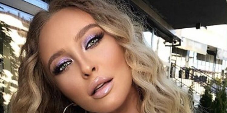 Pas ndarjes nga bashkëshorti, Tuna bën veprimin që askush nuk e priste