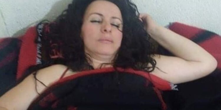 Linda Morina publikon momente me ‘frajerin’ e saj