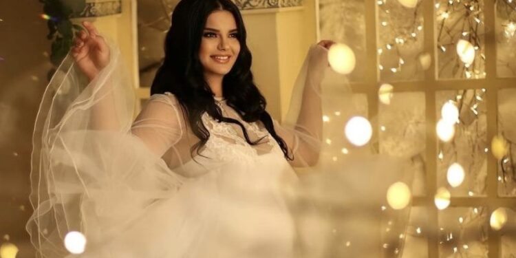 Andrrën e ka zbukuruar edhe më shumë shtatzënia, ju mahnit me pamjen