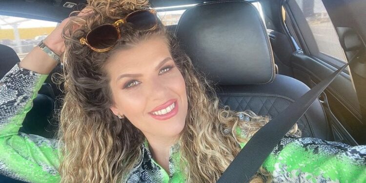 Kështu duket bashkëshorti i Letës