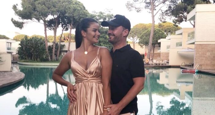 Zbulohet gjinia e foshnjës që po presin Andrra dhe Sinani