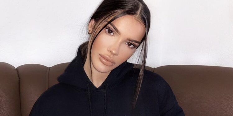 Arbenita Ismajli zvishet në pjesën e poshtme, tregon më shumë se që duhet