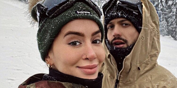 Dafina Zeqiri shtatëzënë?