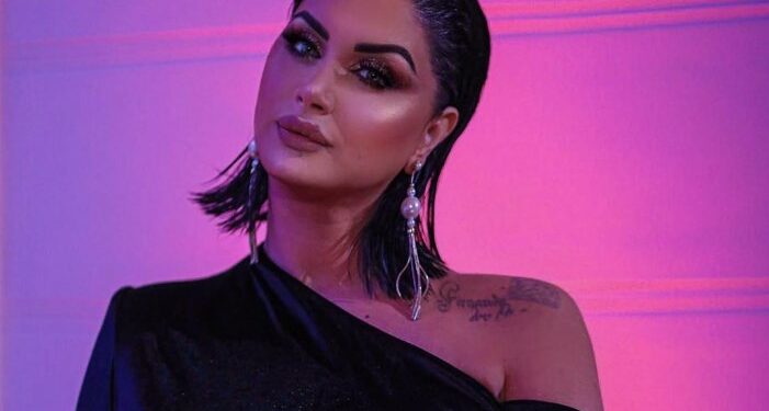 Si rrallë herë Çiljeta del me djalin e saj, ja sa qenka rritur Fernando