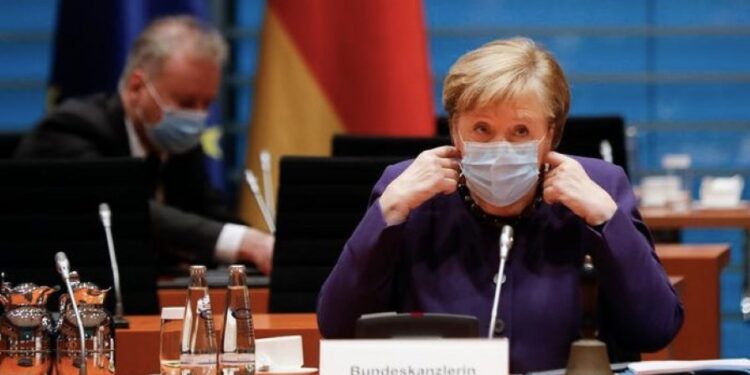 Merkel ngre alarmin, mutacioni i ri i koronavirusit më shumë ngjitës