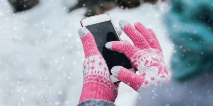 Pasi ta lexoni këtë nuk do ta përdorni më iPhone jashtë kur është ftohtë