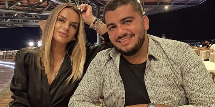 Ku është nisur me këtë veshje kaq serioze bashkëshortja e Ermal Fejzullahut?