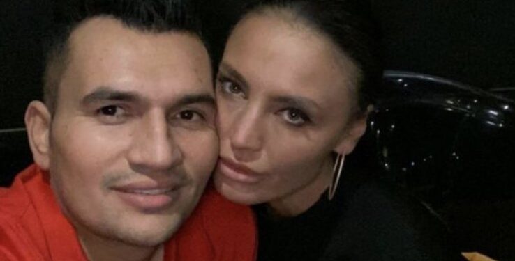 Nuk përmbahet Genta, sjellë foto nga shtrati me të dashurin turkun