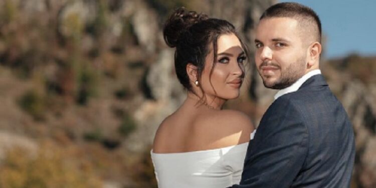 Nuk do t’iu besoni syve, kështu duket vajza e Remzies pa grim