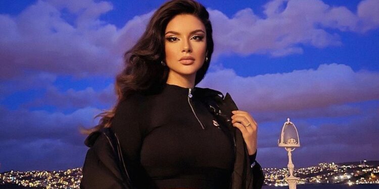 Oriola Marashi shkon i ‘çmend’ pak edhe turqit