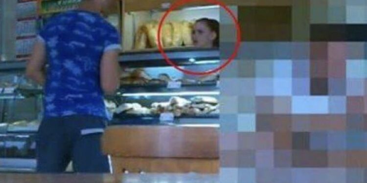 “Lypsari i uritur” u kërkon një copë bukë, shikoni si reagojnë shitësit në Gjakovë