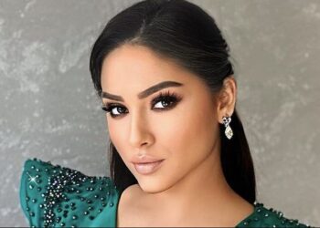 Sa bukur po i rrinë Egzonës këto komplete të vjollce