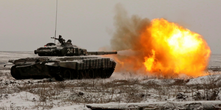 Rusia vret të paktën 25 civilë ukrainas dhe plagos mbi 100 të tjerë