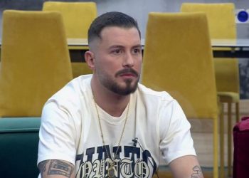 Ndërkohë që refuzoi të shkonte në post ‘BBV’, Donaldi poston foto me “fansen më të bukur” që e njihni të gjithë