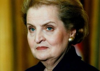 Vdes mikja e Kosovës ish sekretarja Madeleine Albright