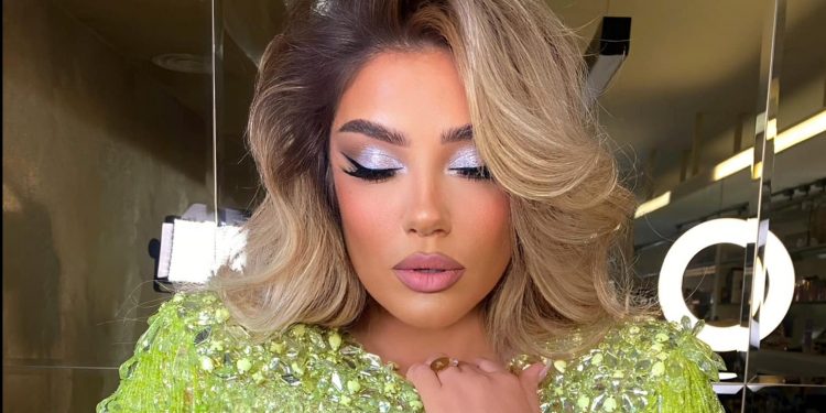 “Na mbyti botoxi”, ndjekësit “shpërthejnë” ndaj Arjola Demirit pas ndryshimit të saj