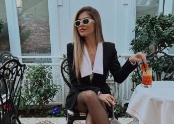 Kështu dukej Sarah Berisha përpara se të bëhej blogere