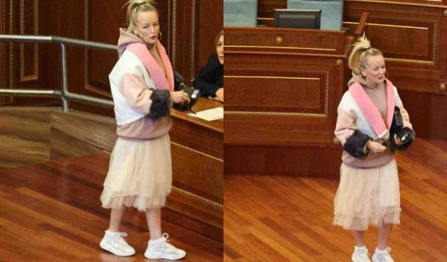 E kritikuan për veshjen në kuvend, reagon Adriana Matoshi