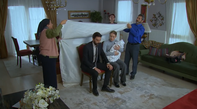 Më Fal – Epizodi 2213 (06.04.2022) E MËRKURË | PAMJE 5