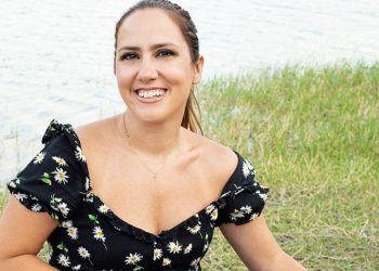 Arbana ishe bërë gati për të shkuar në Romë, por detyrohet ta anulojë udhëtimin në minutat e fundit