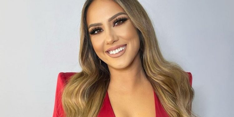 Arbana Osmani prezanton për herë të parë në rrjetët sociale një nga njerëzit e saj të zemrës