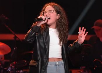 Juria mbeti “gojëhapur” dhe e mahnitur, 12-vjeçarja shqiptare ‘ndez’ skenën e “The Voice Kids Germany”