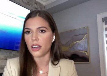 Mbani shamitë me vete, Arjan Konomi ia kërcet të qarës në Përputhen! Na “mallëngjeu” me atë që tregoi