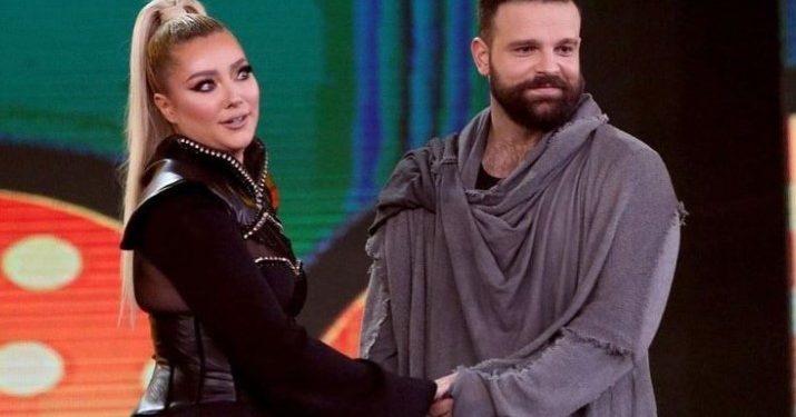 Alban Ramosaj “thumbon” Ronela Hajatin që nuk shkoi dot në finale? “Po të isha unë do e kishim kall finalen” Ja e vërteta