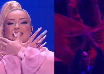 Ronela Hajati bën shqiponjën teksa flamuri kombëtar valëvitet në “Eurovision 2022”