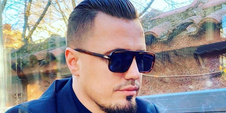 Blero paralajmëron gjëra të mëdha, pas raportimeve për ndarje nga bashkëshortja e tij