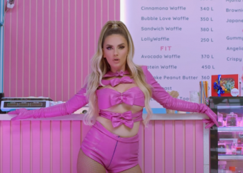 “Tash po t’djeg e inati po t’vjen”, kënga e re e Beatrix dedikim për Donaldin?