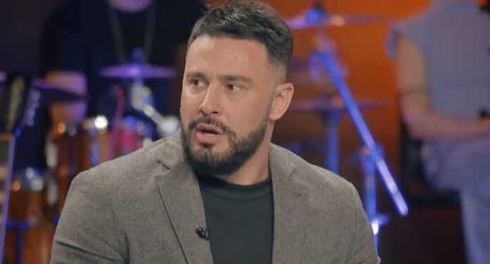 Pas aksidentit flet Robert Berisha, tregon ngjarjen